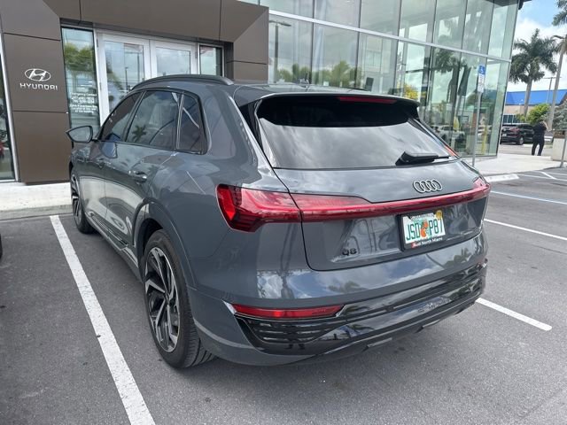 Used 2024 Audi Q8 e-tron Prestige w/ Prestige Package image 5