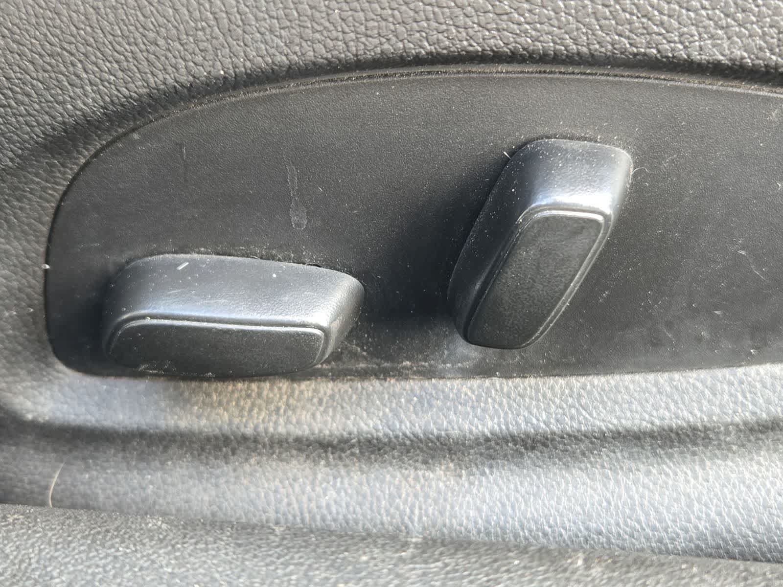 Used 2023 Chevrolet Camaro LT RWD image 18