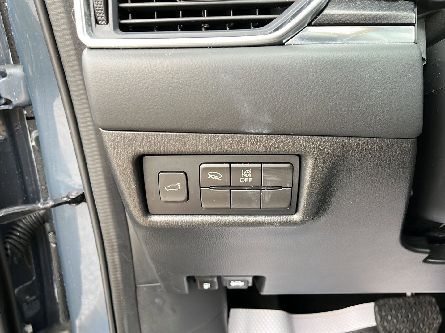 Used 2024 MAZDA CX-5 Carbon Edition image 11