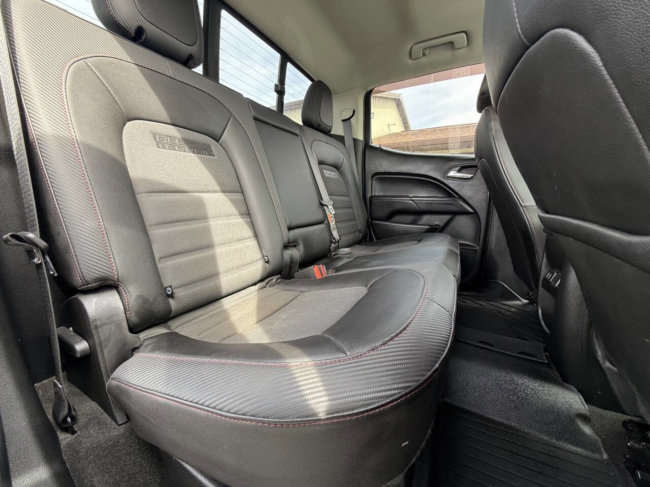 Used 2018 GMC Canyon All Terrain w/ All Terrain X Package AWD/4WD image 11