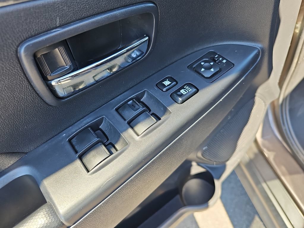 Used 2017 Mitsubishi Outlander Sport LE AWD/4WD image 18
