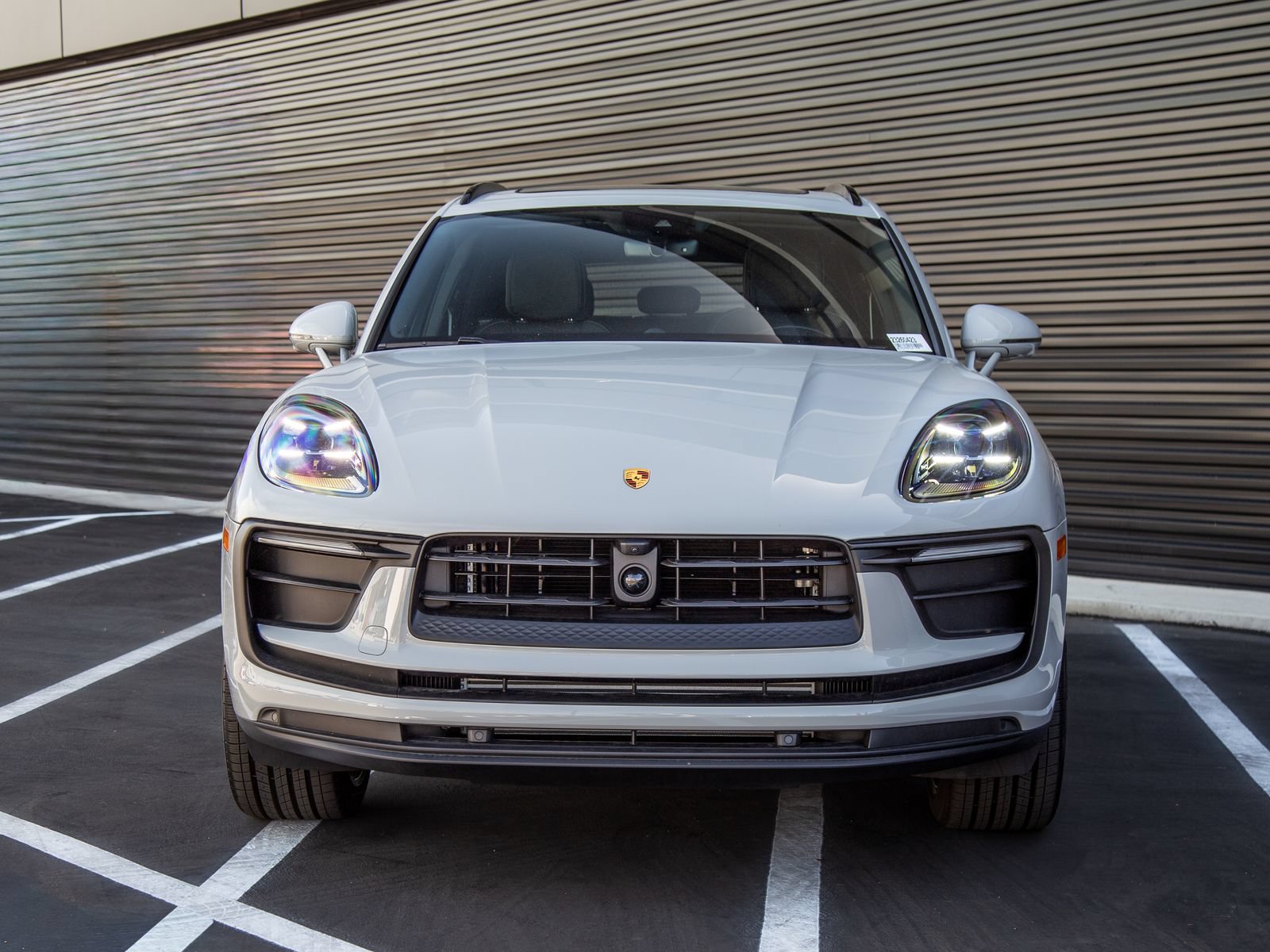 New 2026 Porsche Macan AWD/4WD image 10