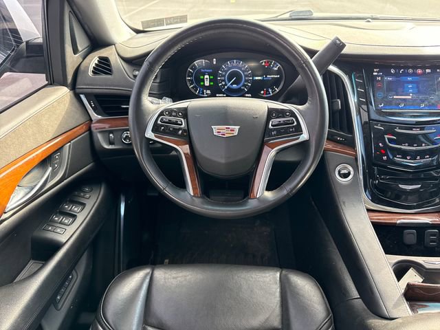 Used 2017 Cadillac Escalade ESV Luxury AWD/4WD image 21
