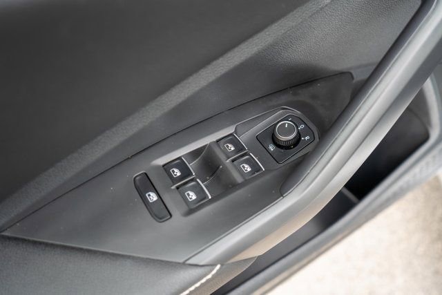 Used 2024 Volkswagen Jetta Sport image 20