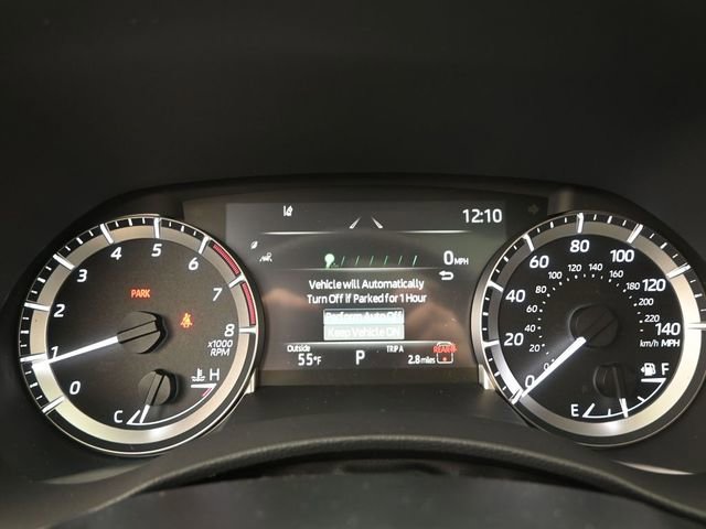 Used 2026 Toyota Highlander XLE image 8