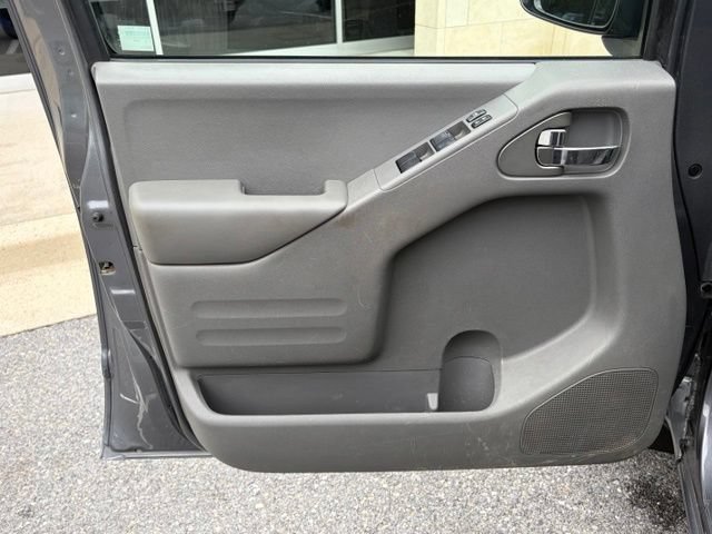Used 2019 Nissan Frontier SV AWD/4WD image 12