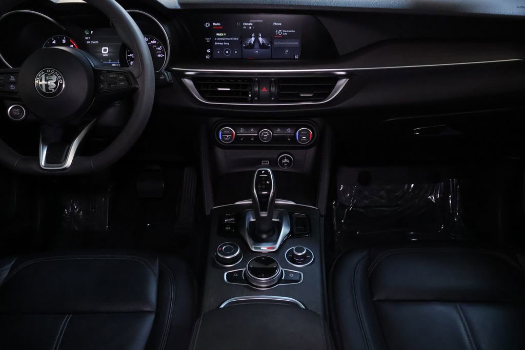 Used 2021 Alfa Romeo Stelvio Ti image 21