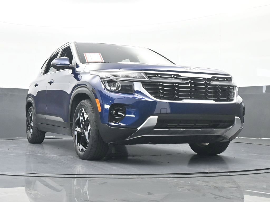 Used 2024 Kia Seltos EX image 61