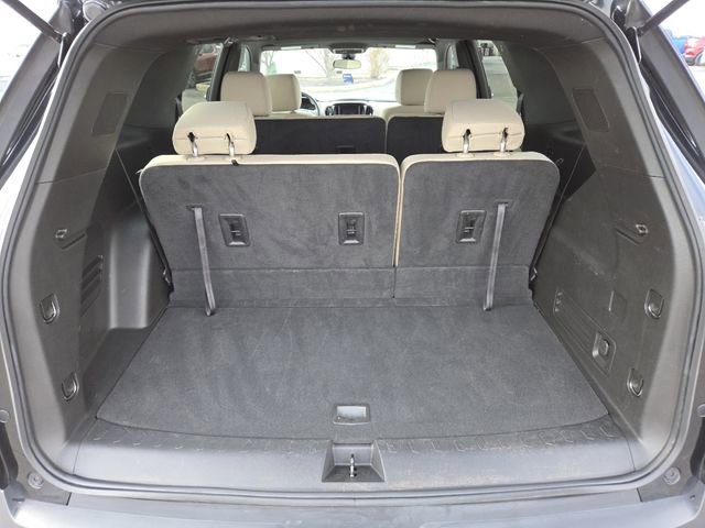 Used 2023 Chevrolet Traverse LS w/ Midnight/Sport Edition image 23