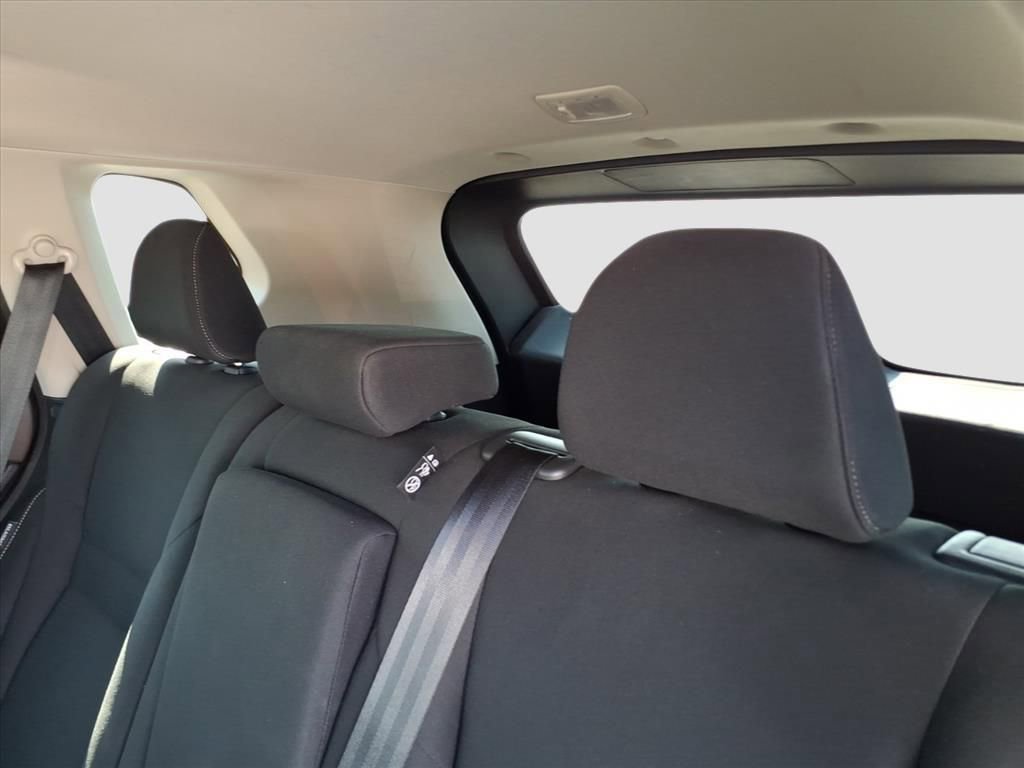 Used 2023 Nissan Rogue S image 12