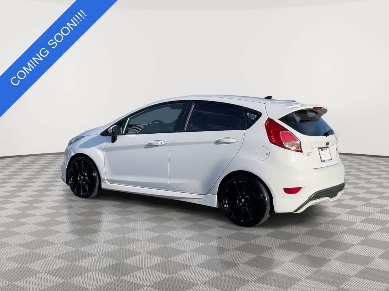 Used 2015 Ford Fiesta ST FWD image 6