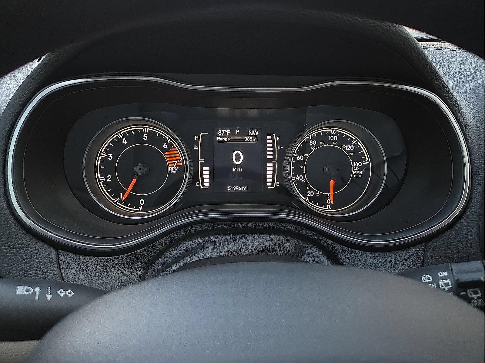 Used 2021 Jeep Cherokee Latitude w/ Mopar Interior Package FWD image 23