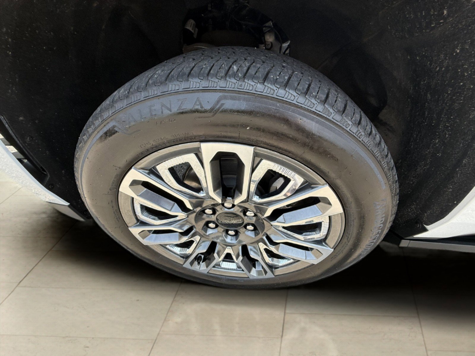 Certified 2024 GMC Yukon Denali Ultimate image 16