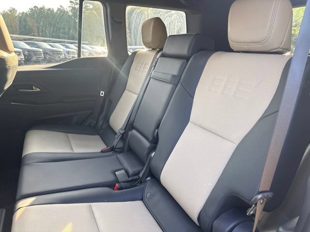 Used 2024 Lexus GX 550 AWD/4WD image 10