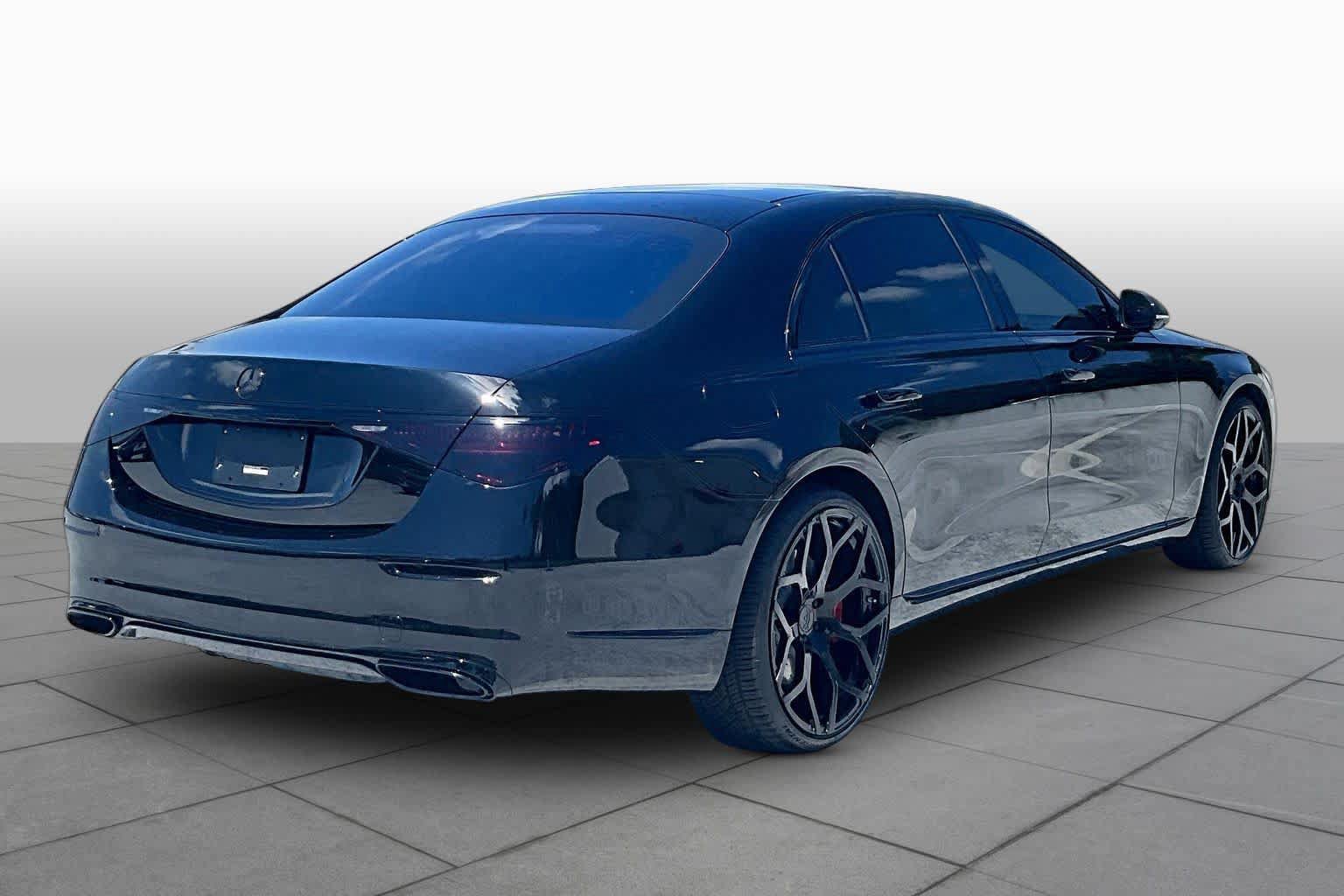 Used 2023 Mercedes-Benz S 500 4MATIC image 12