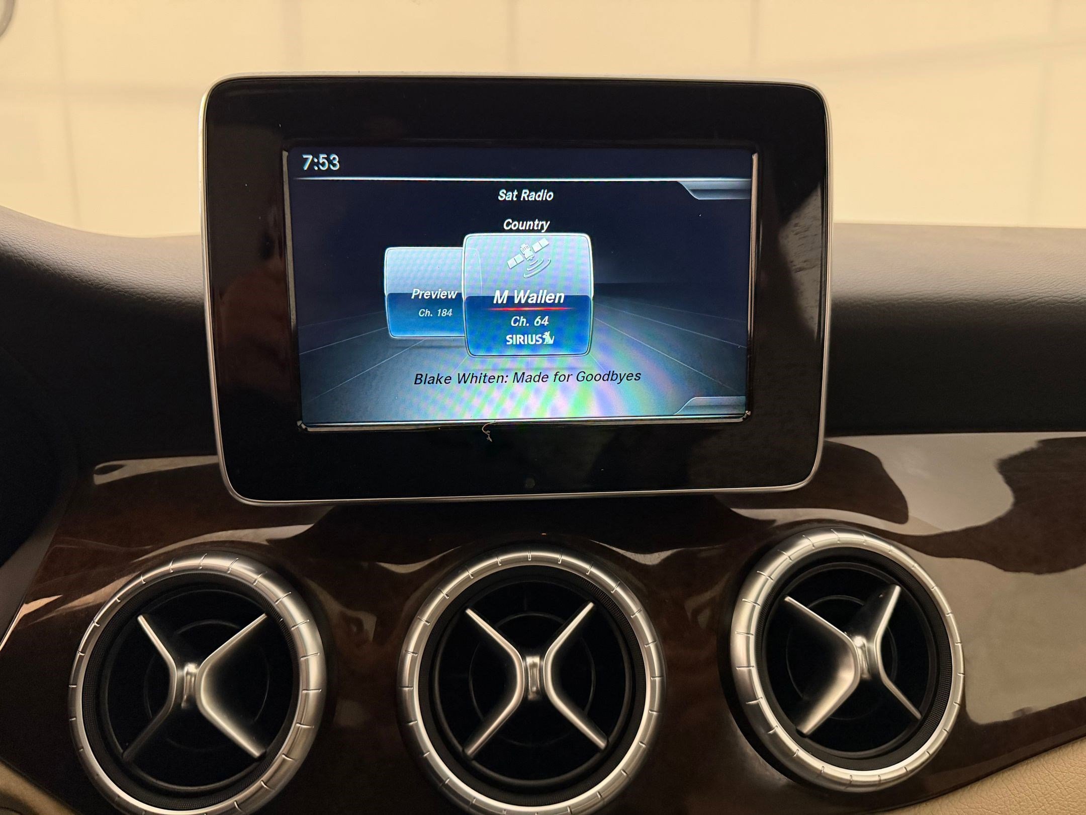 Used 2016 Mercedes-Benz CLA 250 4MATIC image 24