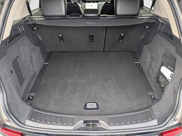 Used 2025 Land Rover Discovery Sport S image 6
