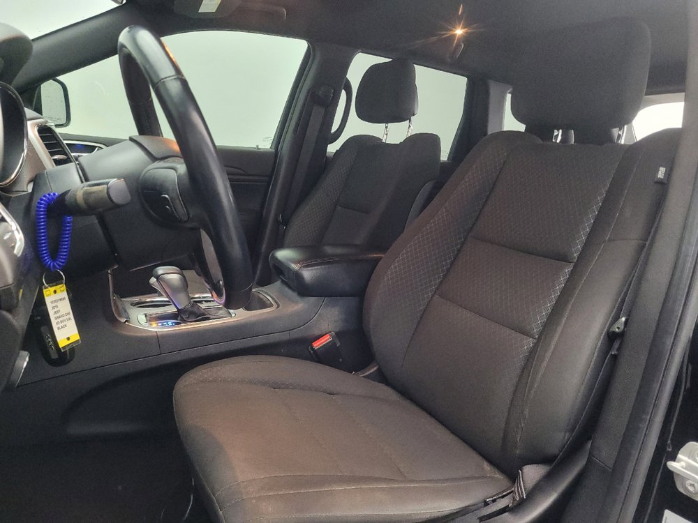 Used 2018 Jeep Grand Cherokee Laredo RWD image 17