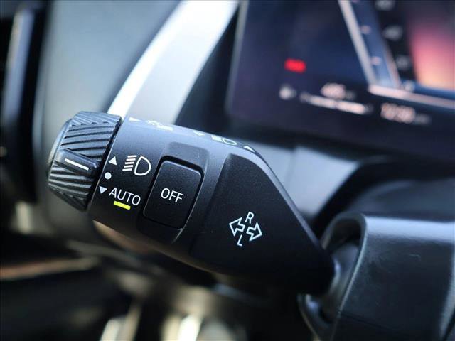 Used 2025 BMW X3 xDrive30i w/ Premium Package image 16