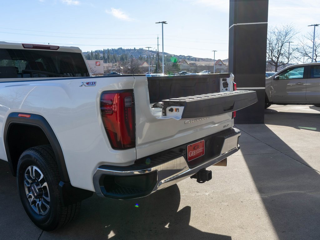 Used 2024 GMC Sierra 3500 SLT w/ X31 Off-Road Package image 32