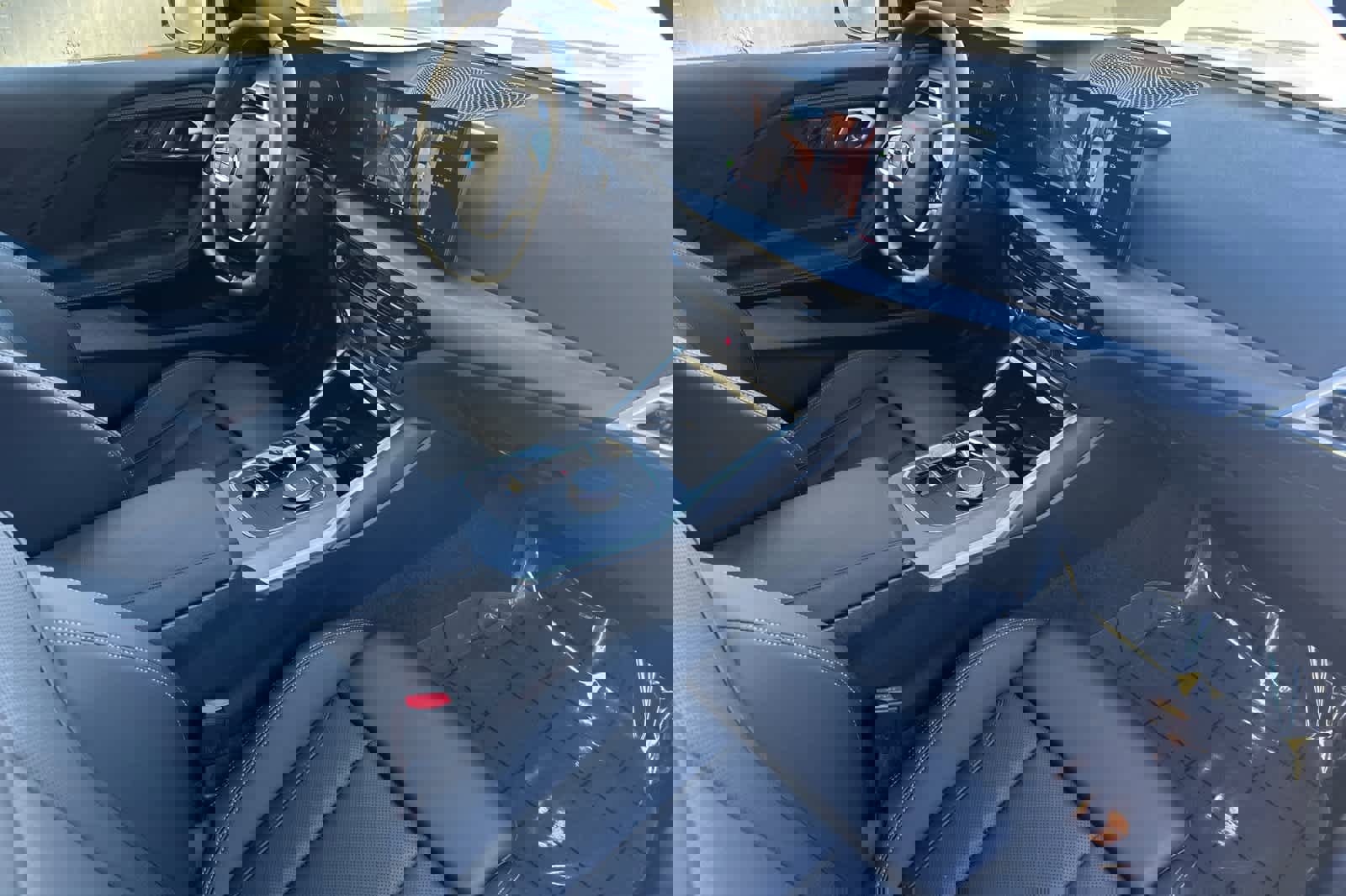 Used 2025 BMW 230i 230i w/ Convenience Package image 16