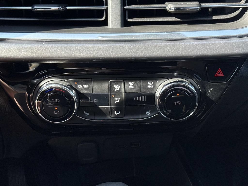 Used 2024 Chevrolet Trax ACTIV FWD image 6