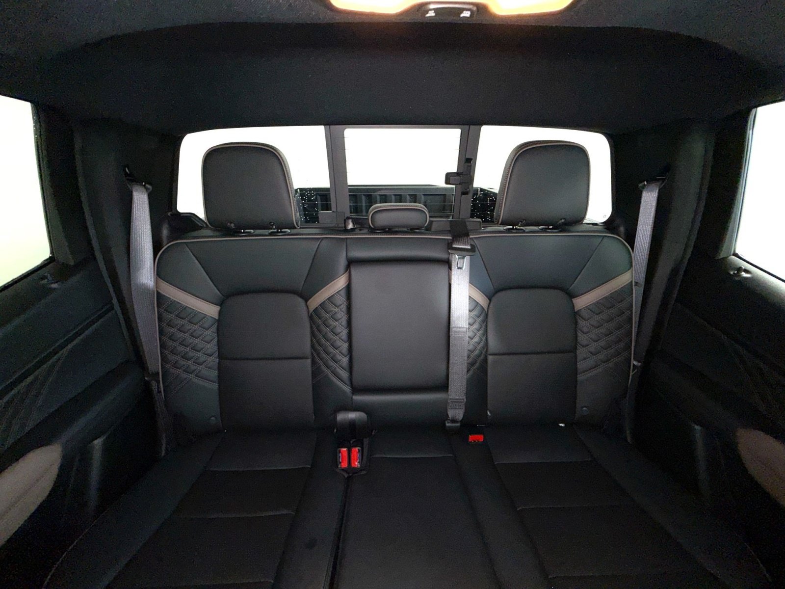 Used 2023 GMC Canyon Denali AWD/4WD image 25