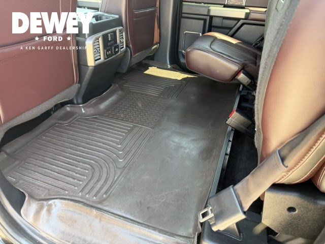 Used 2017 Ford F150 Platinum w/ Equipment Group 701A Luxury AWD/4WD image 36