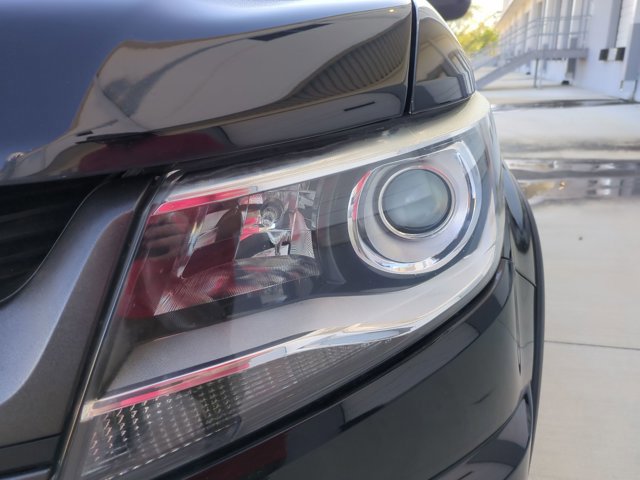 Used 2017 Chevrolet Colorado Z71 w/ LPO, Gearon Divider Package image 9