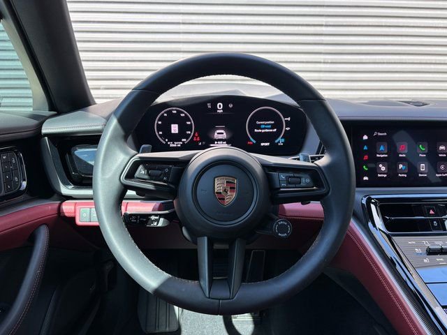 Certified 2025 Porsche Panamera 4 image 14