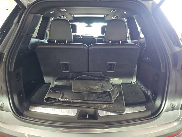 Used 2024 Cadillac XT6 Premium Luxury AWD/4WD image 36