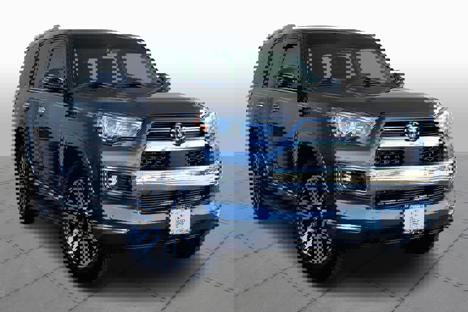 Used 2023 Toyota 4Runner Limited image 2