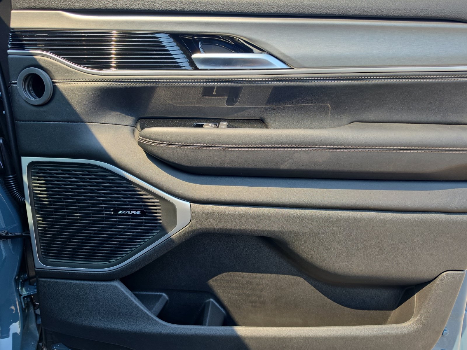 New 2026 Jeep Grand Wagoneer 4WD image 33