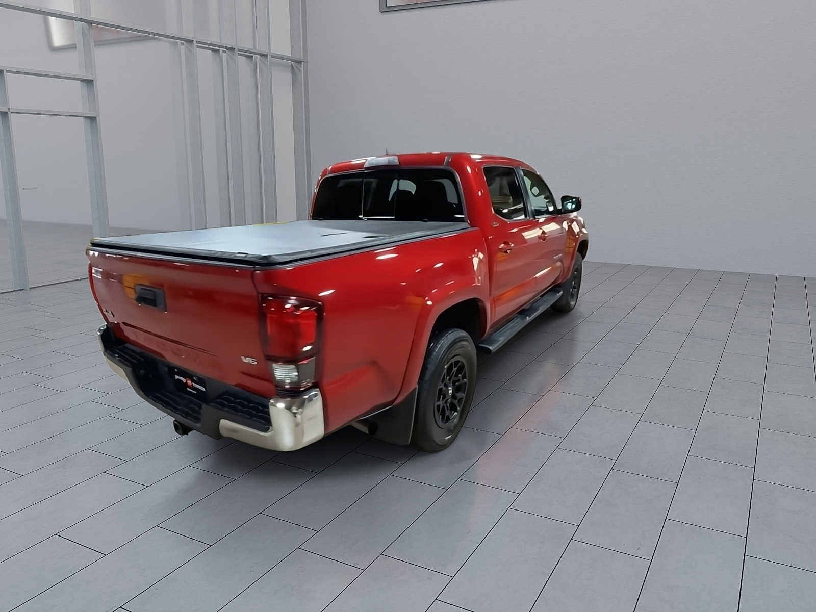 Certified 2020 Toyota Tacoma SR5 image 8