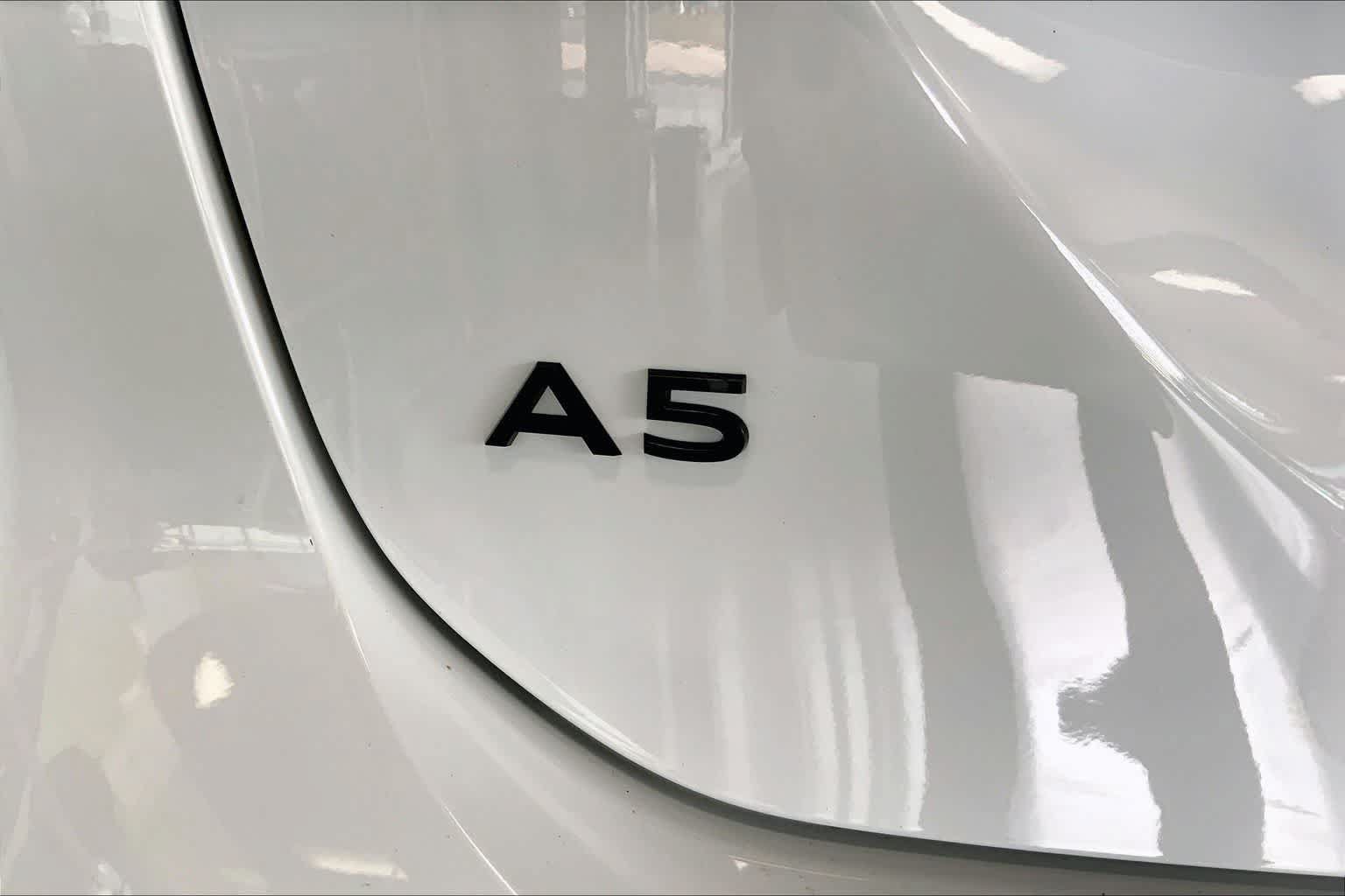 Used 2025 Audi A5 2.0T Premium Plus w/ Premium Plus AWD/4WD image 7