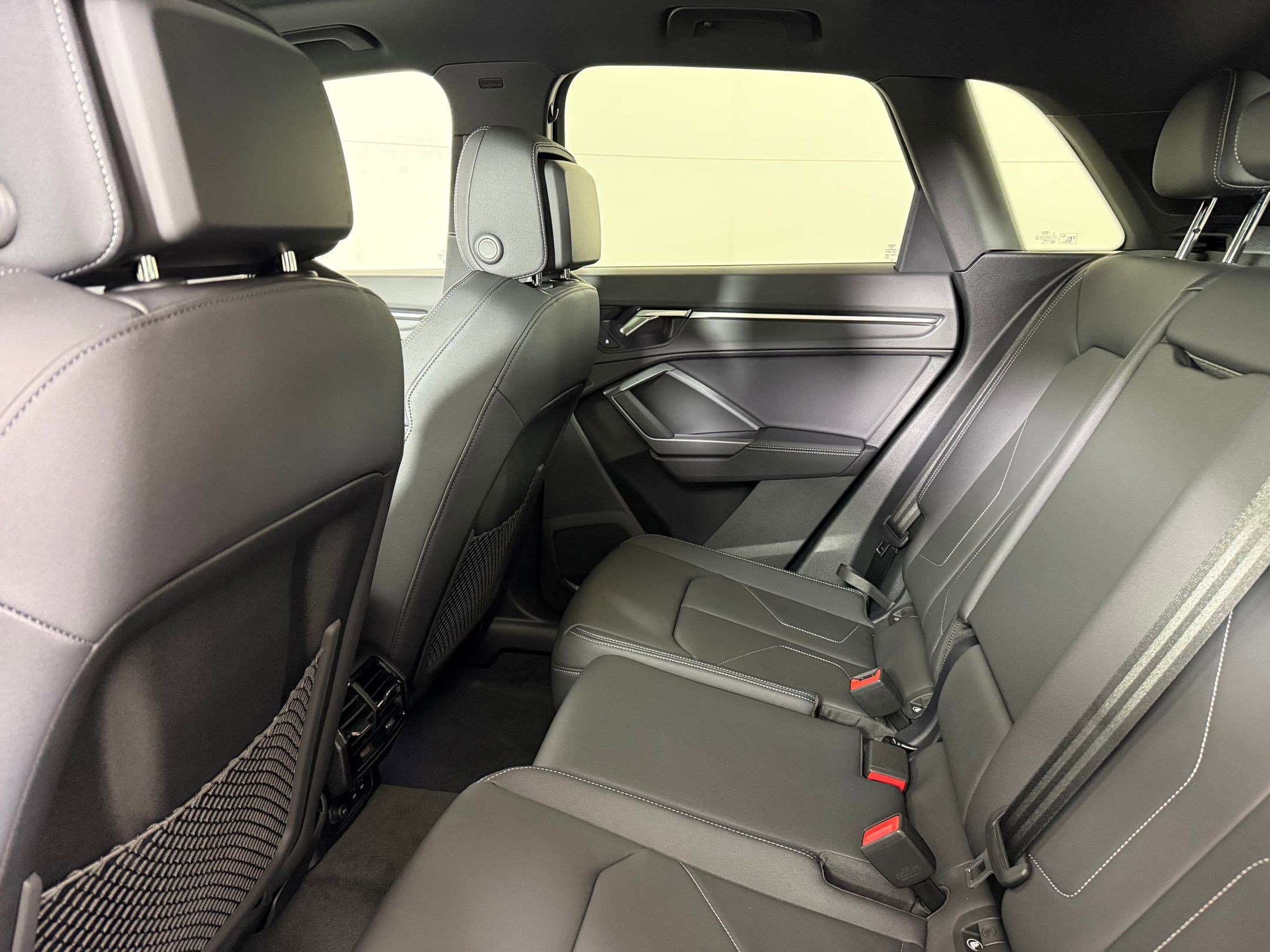 New 2025 Audi Q3 2.0T Premium image 23