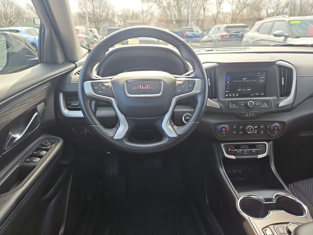 Used 2024 GMC Terrain SLE w/ Driver Convenience Package image 14