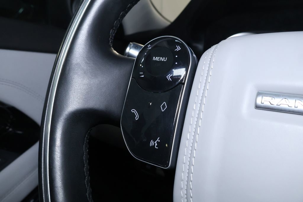 Used 2020 Land Rover Range Rover Evoque S image 19