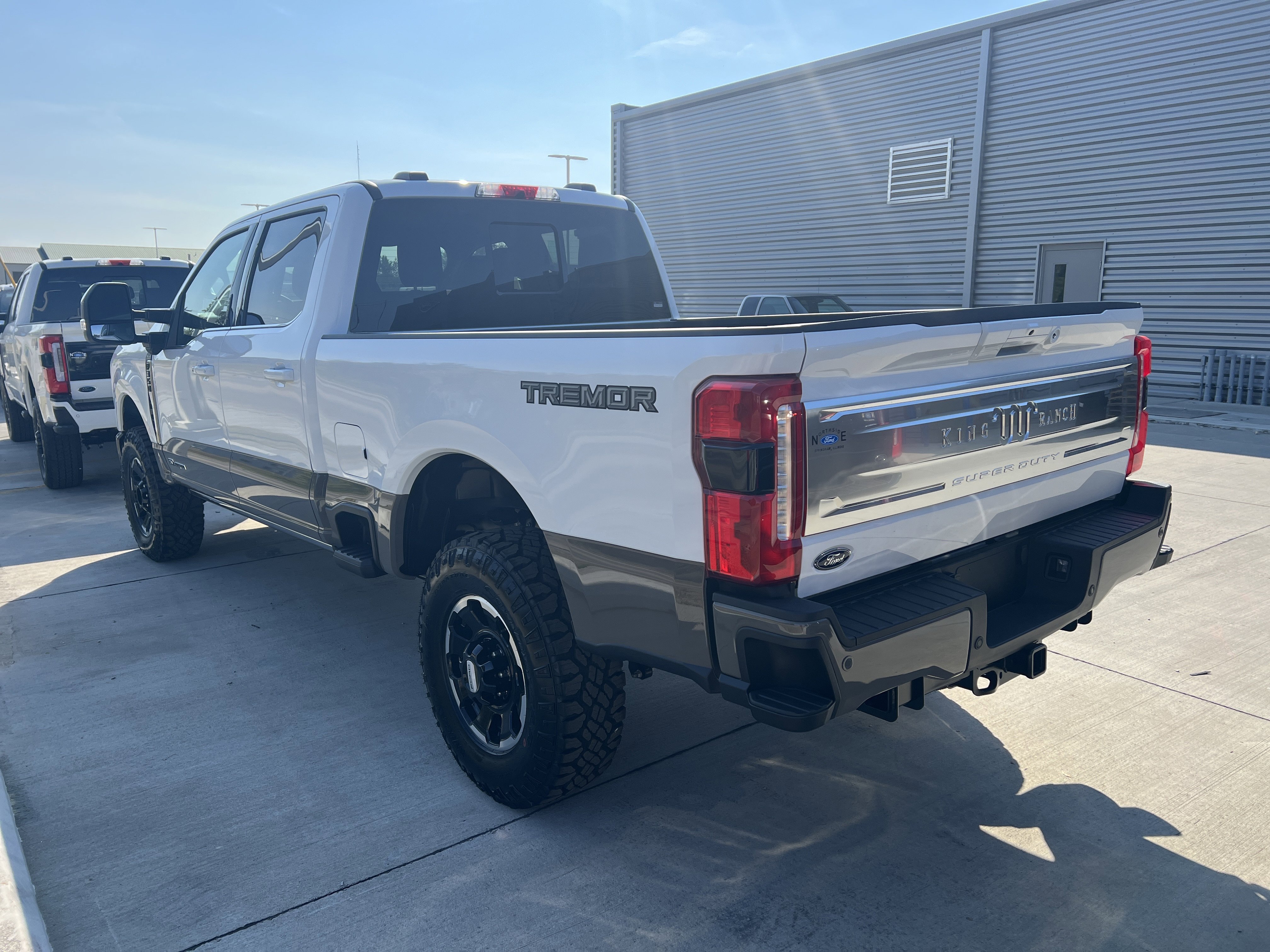 New 2026 Ford F350 4x4 Crew Cab Super Duty image 3