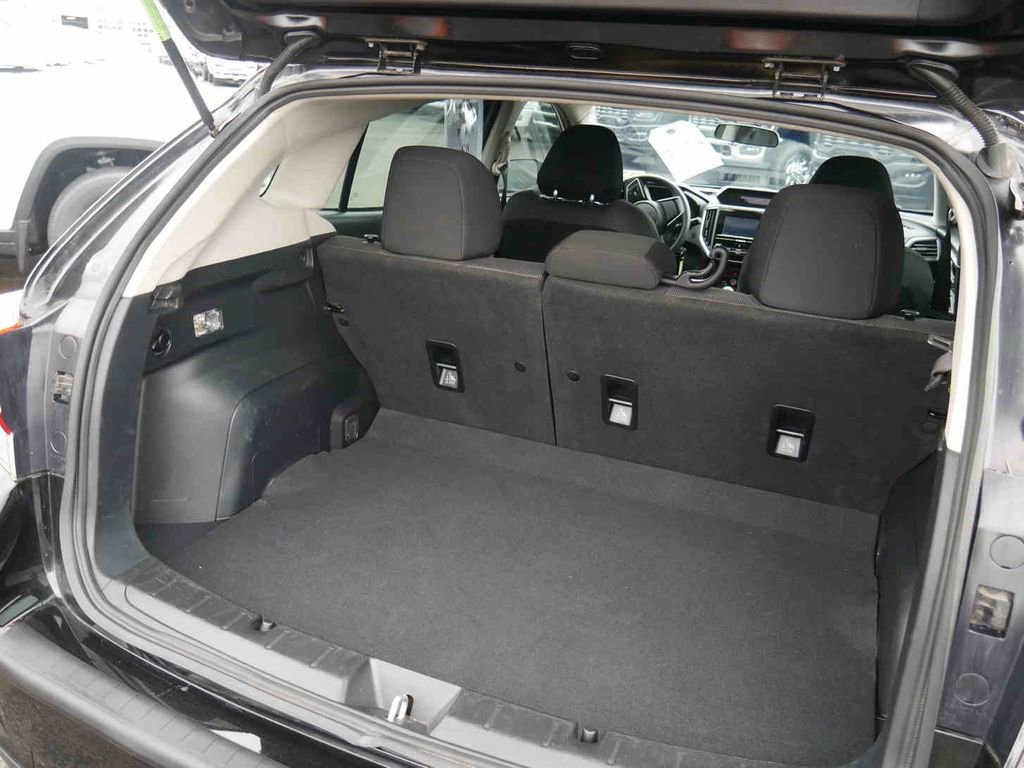 Used 2023 Subaru Impreza 2.0i image 9