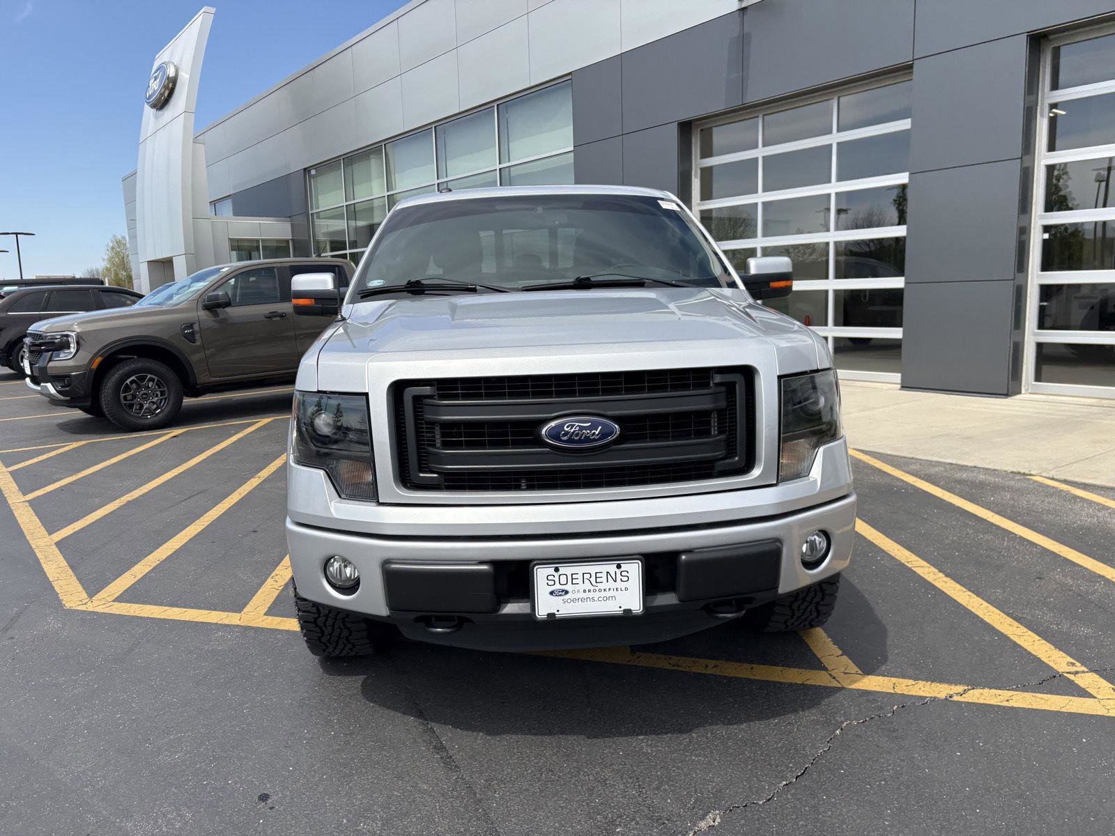 Used 2014 Ford F150 FX4 w/ Equipment Group 402A Luxury AWD/4WD image 2