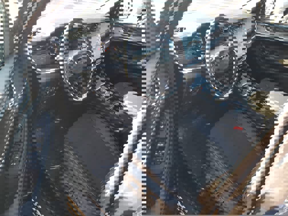 New 2026 Jeep Grand Cherokee Altitude image 12