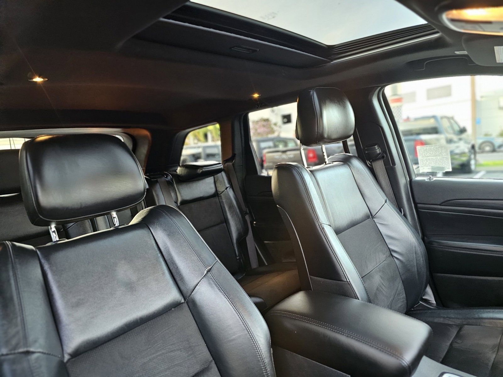 Used 2020 Jeep Grand Cherokee Altitude image 27