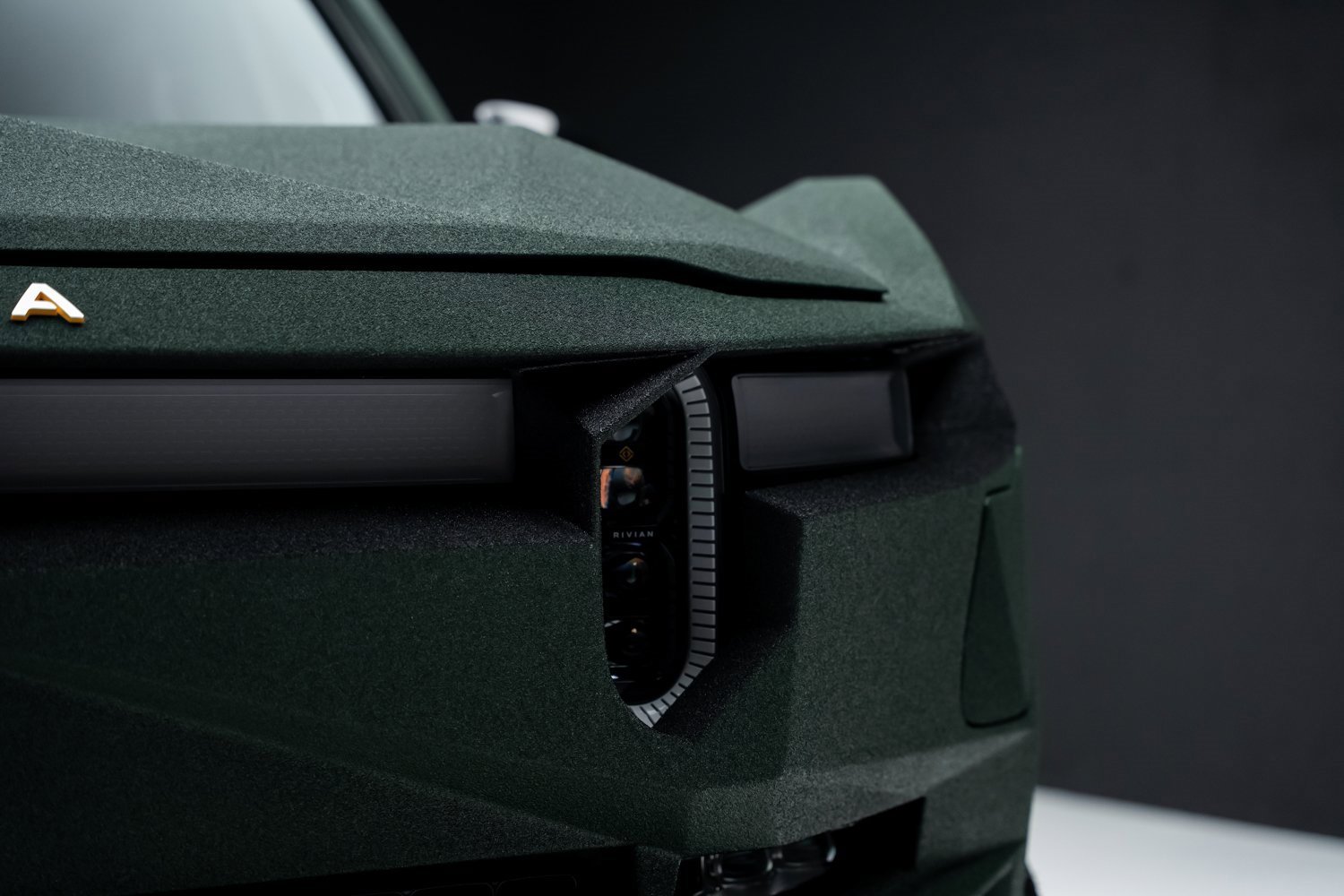 Used 2022 Rivian R1T Adventure image 9