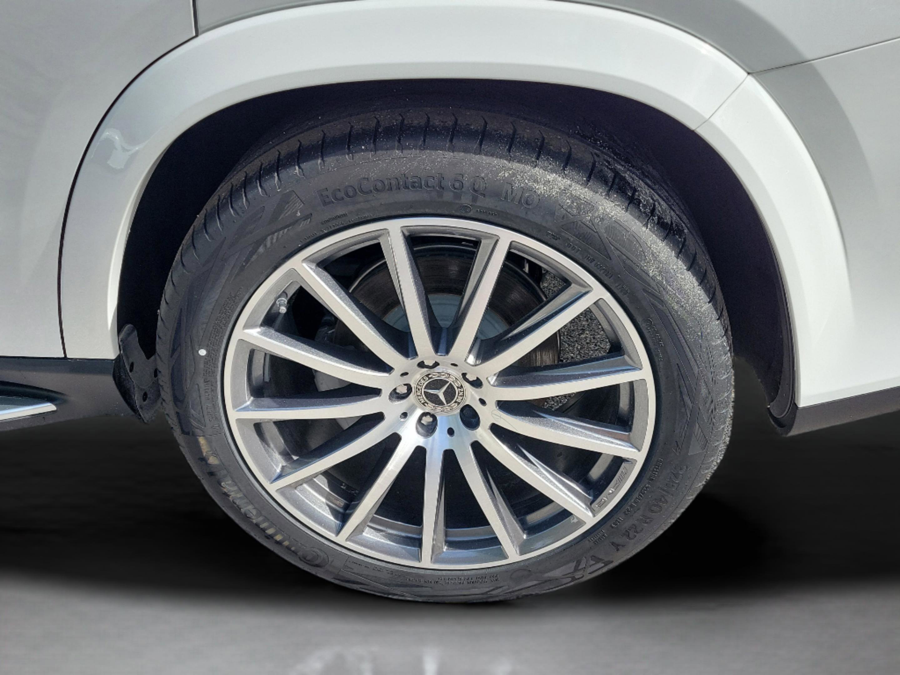 New 2026 Mercedes-Benz GLS 580 4MATIC image 31