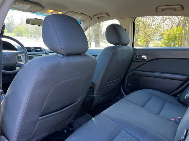 Used 2011 Ford Fusion SE FWD image 16