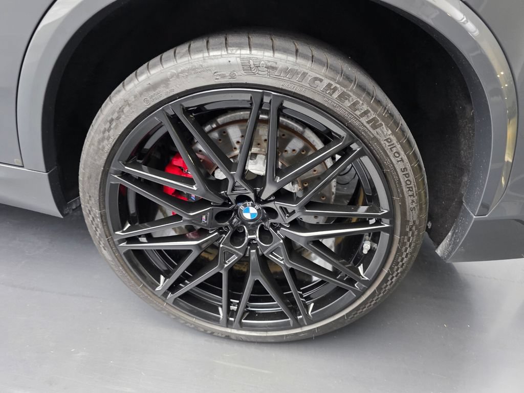 Used 2024 BMW X5 M Competition w/ Executive Package AWD/4WD image 18