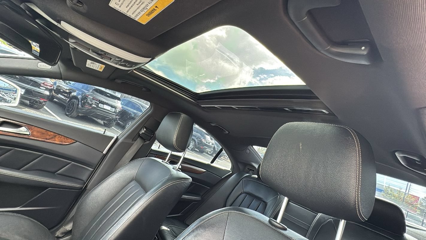 Used 2014 Mercedes-Benz CLS 550 4MATIC w/ Premium 1 Package image 11