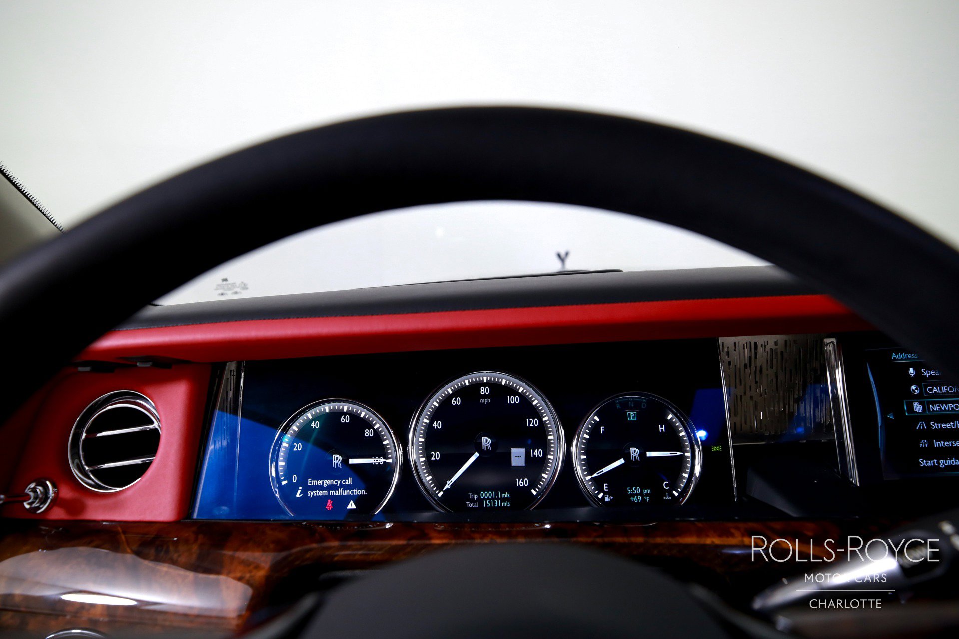 Used 2019 Rolls-Royce Phantom Sedan image 14