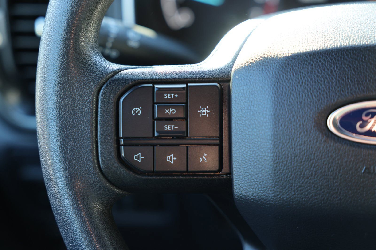 Certified 2022 Ford F150 XL w/ STX Appearance Package AWD/4WD image 15